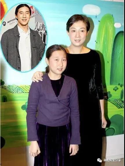 杨紫妈妈最新爆料视频,揭秘杨紫成长背后的感人故事